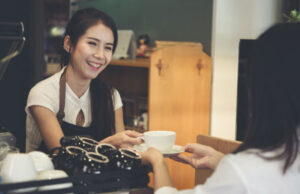 Овие симптоми укажуваат дека пиете премногу кафе