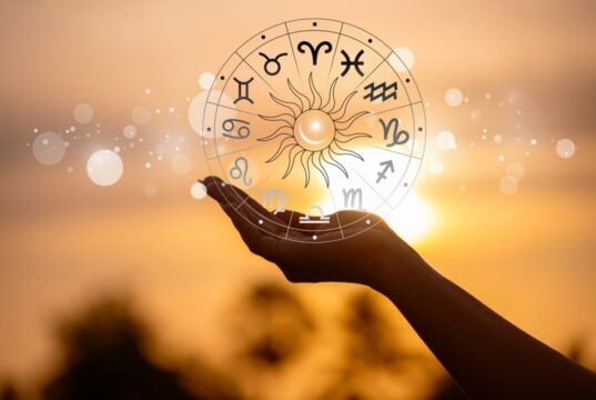 Дневен хороскоп за петок, 27 март: Биковите се саботирани на работа, Стрелците очекуваат возбудливо сексуално искуство