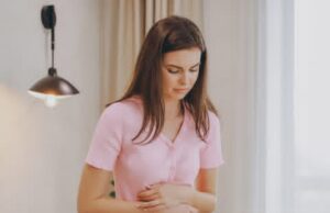 Кога болката во стомакот бара итна посета на болница?