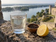 Пијте вода со малку од овој зачин секое утро и гледајте како маснотијата брзо исчезнува